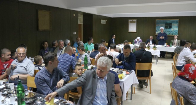 28 06 2016 01 iftar narodna kuhinja