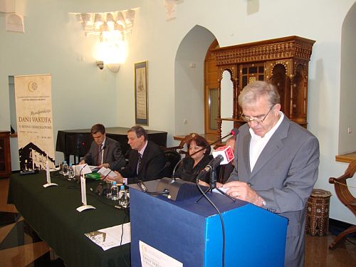 dani-vakufa-simpozij-bosnj-insititut-juni-2011-1